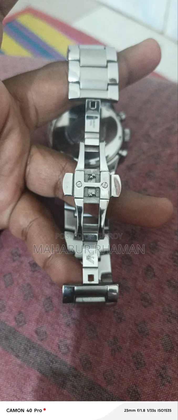 আরমানি অরজিনাল ঘড়ি