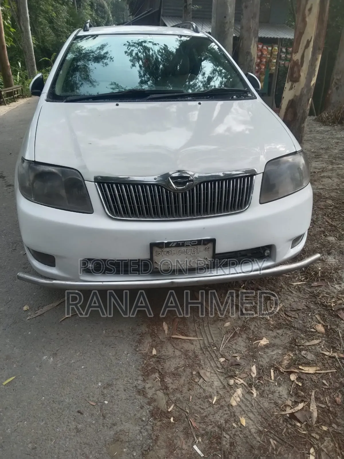 Toyota Corolla 2002 White