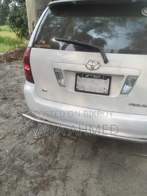 Toyota Corolla 2002 White
