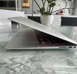 Laptop Apple MacBook Air 8GB Intel Core I5 HDD+SSD 256GB