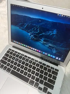 Laptop Apple MacBook Air 8GB Intel Core I5 HDD+SSD 256GB