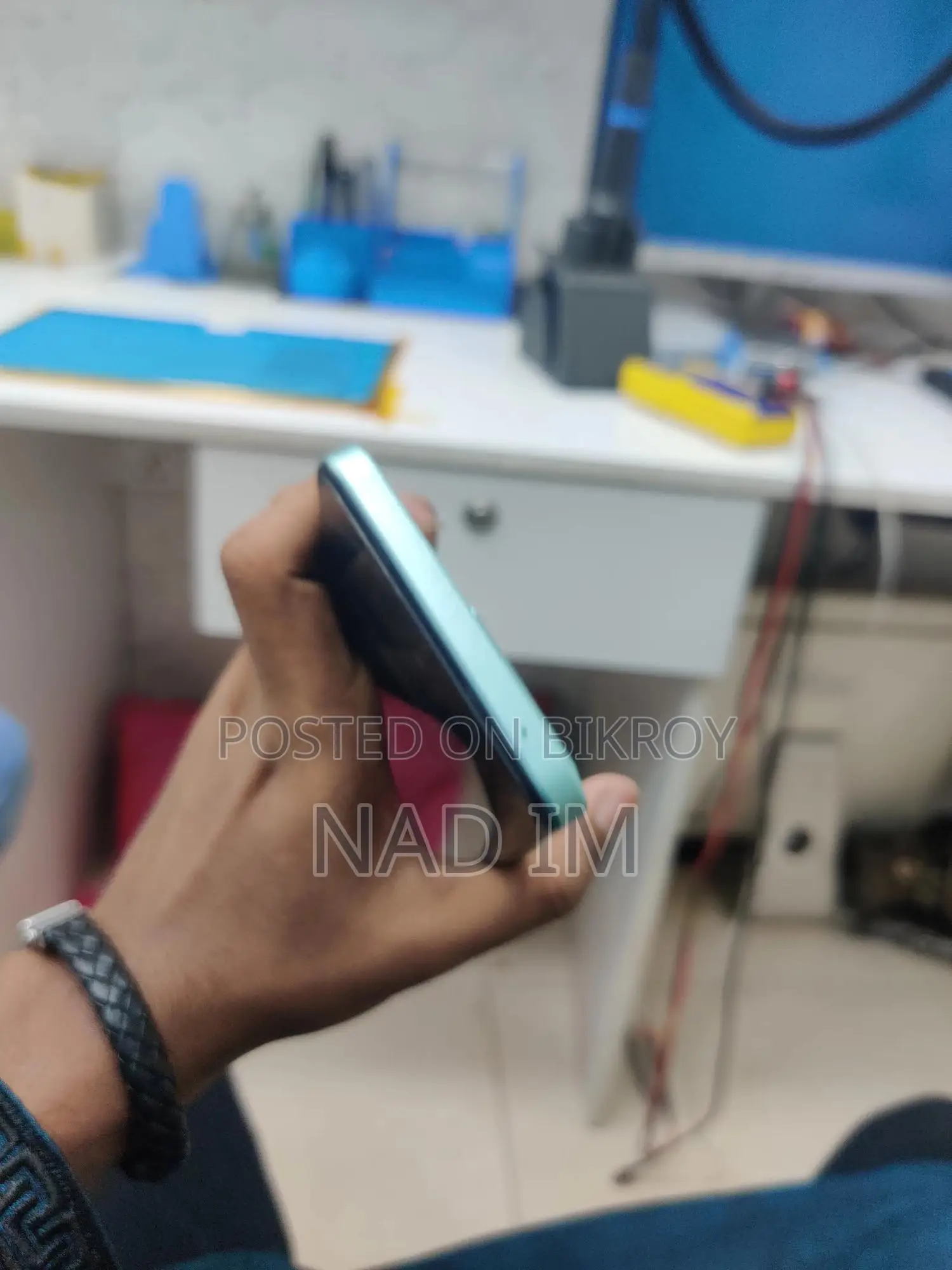 ওয়ানপ্লাস নর্ড ১২৮ জিবি