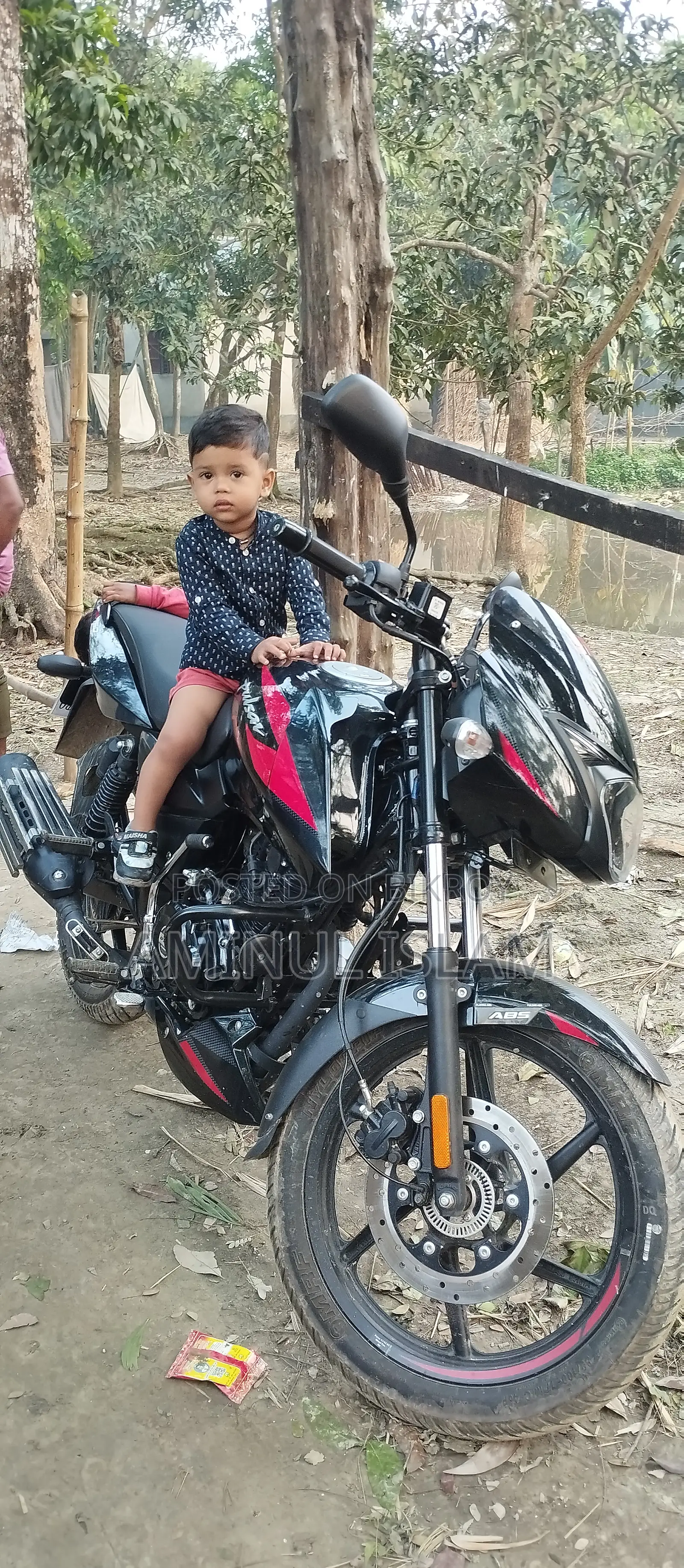 New Bajaj Pulsar 150 2025 Black