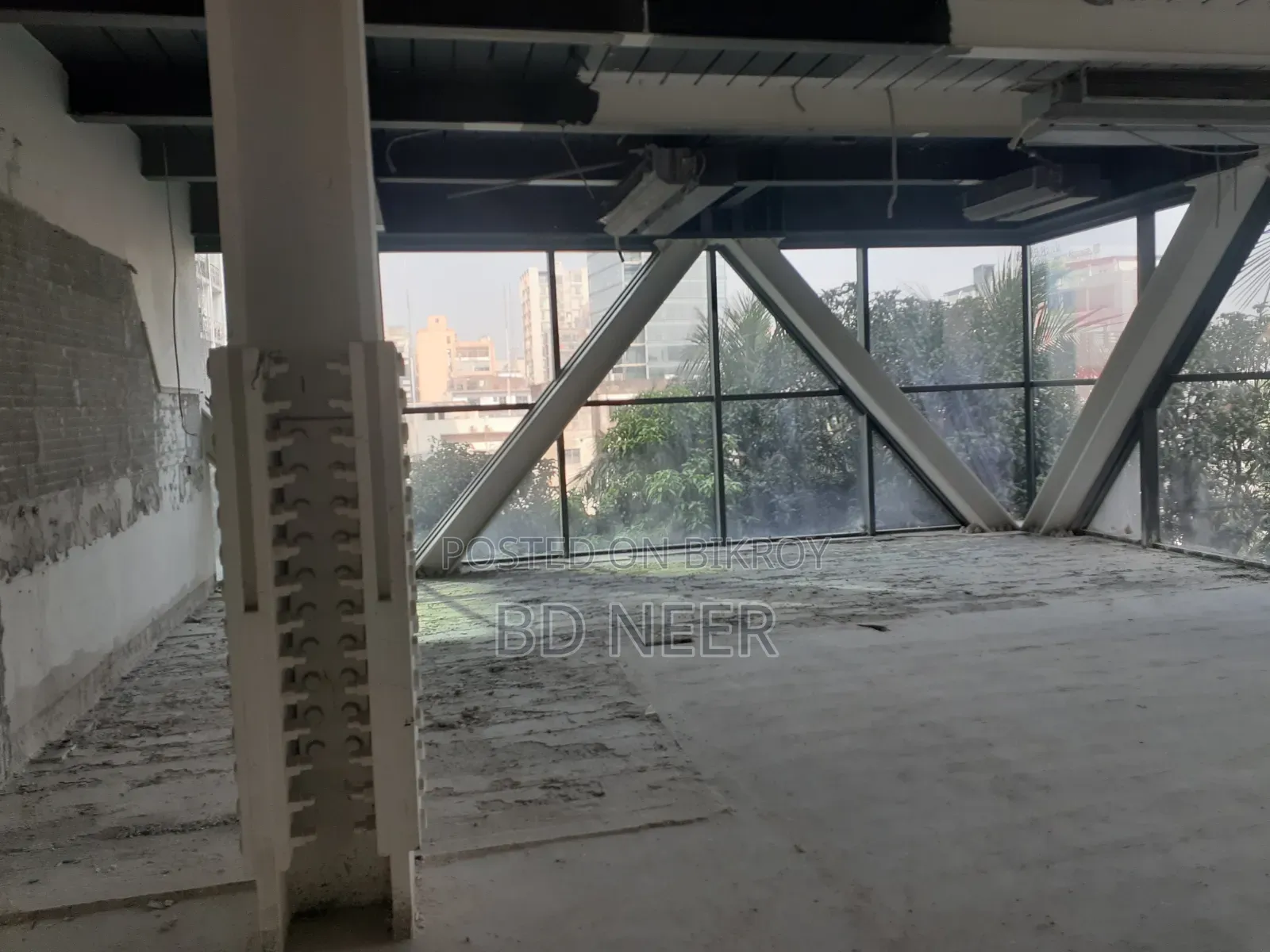 100% Commercial 5500 SQFT Open Space for Rent in Gulshan Avenue