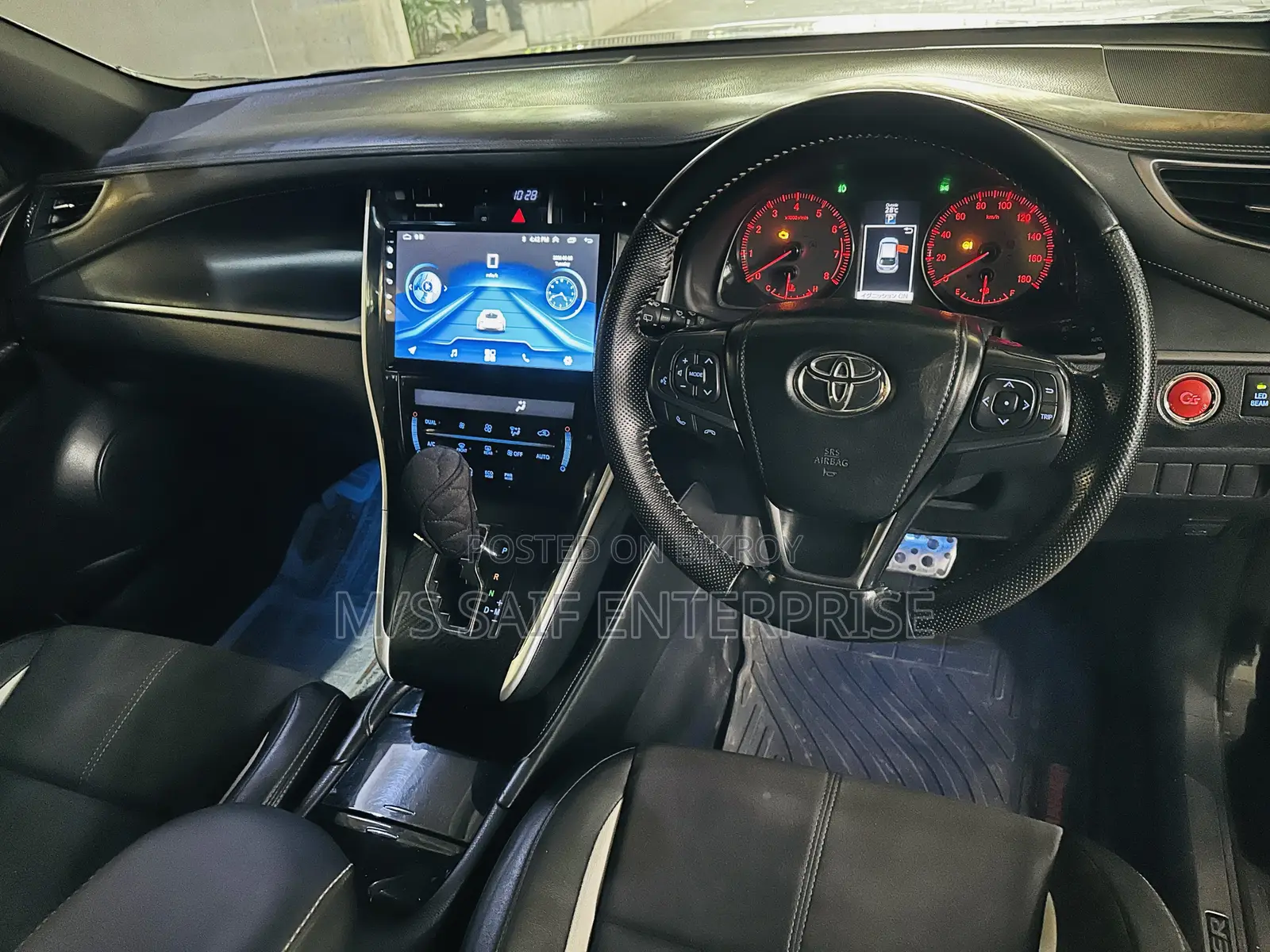 Toyota Harrier 2.0 2015 Black