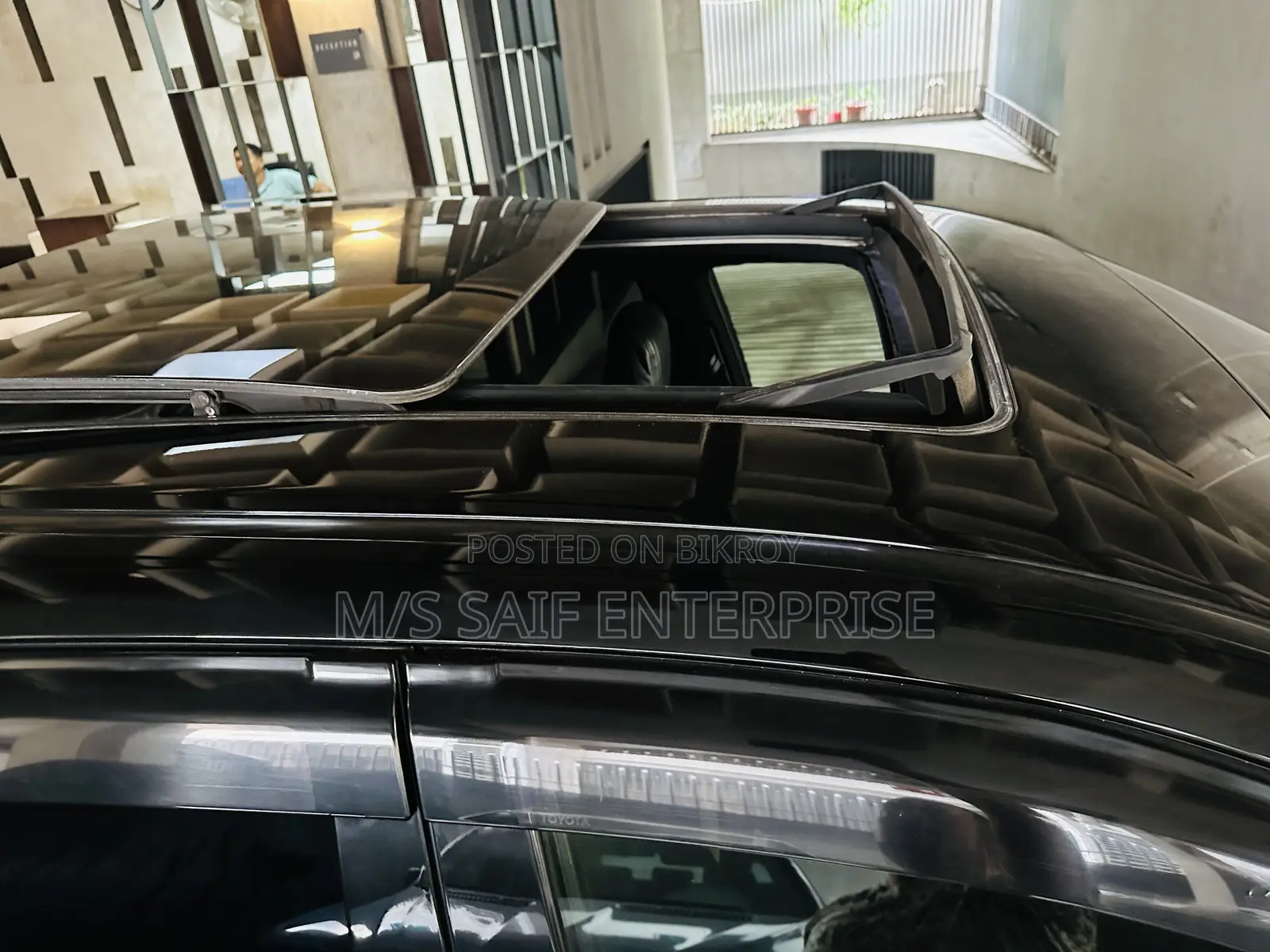 Toyota Harrier 2.0 2015 Black