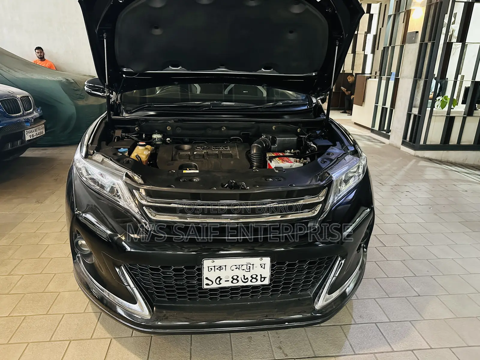 Toyota Harrier 2.0 2015 Black