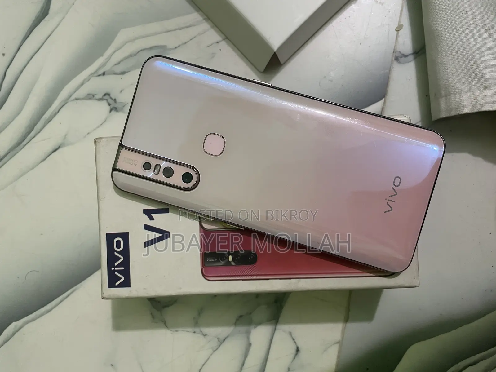 New Vivo V15 256 GB Gold