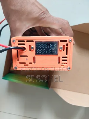 12 Volt Digital Charger