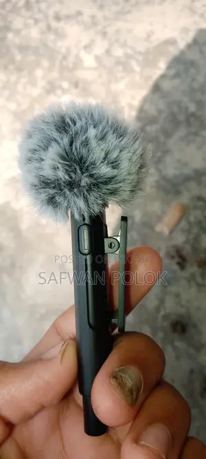 উলানজি ডব্লিউএম-১০ ওয়্যারলেস টাইপ-সি মাইক্রোফোন বিক্রির জন্য (ব্যবহৃত)