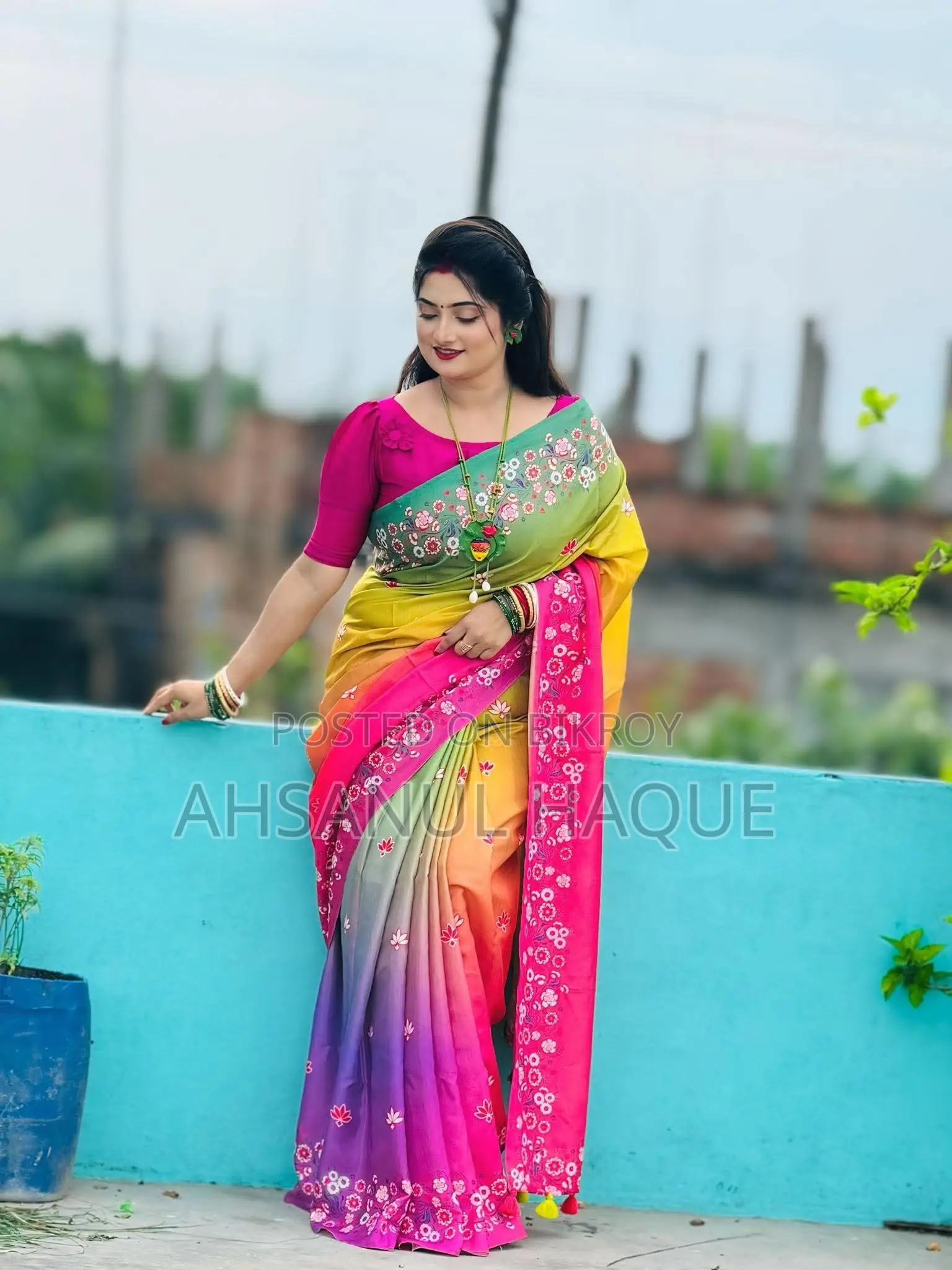 Saree With Blouse