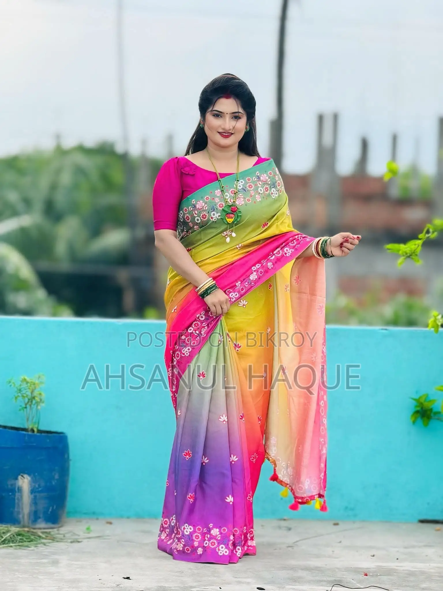 Saree With Blouse