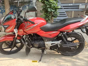Bajaj Pulsar 150 2011 Red