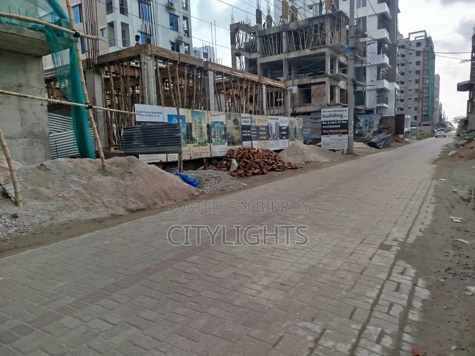 3bdrm Apartment in Citylights Real, Basundhara for Sale