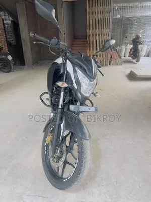 Bajaj Pulsar NS 160 2019 White