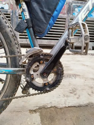 Nekro Hades 35 Bycycle