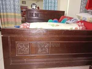 Oak Wood Bed