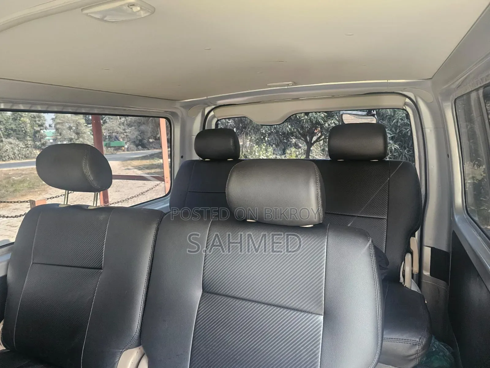 Toyota HiAce 2018 Silver