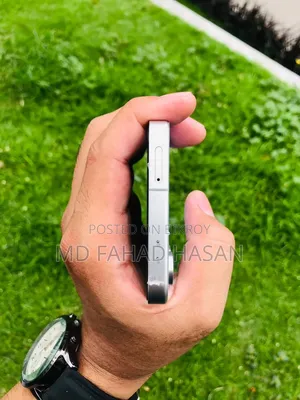 স্যামসাং গ্যালাক্সি এস২৪ ১২৮ জিবি হোয়াইট