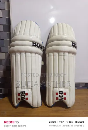 Affordable Cricket Accessories for All Players. 6 Items.