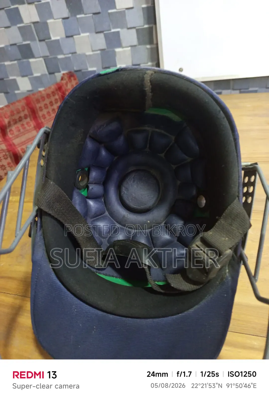 Affordable Cricket Accessories for All Players. 6 Items.