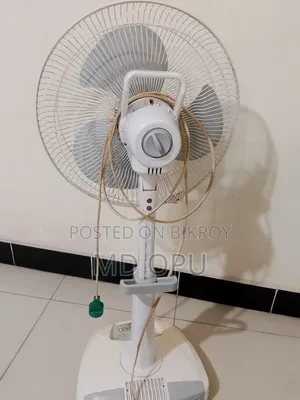 চার্জার টেবিল ফ্যান