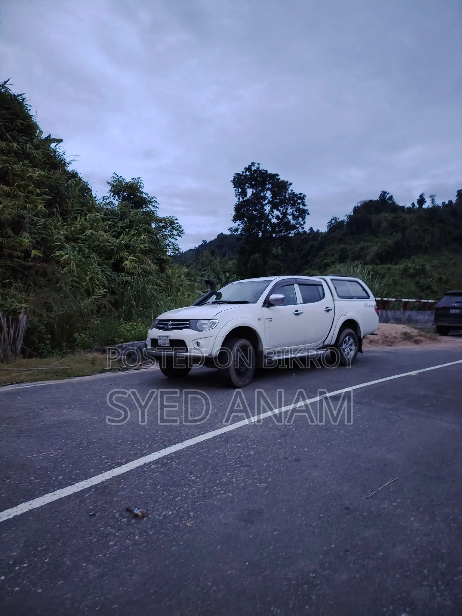 Mitsubishi L200 Double Cab 2.5 136hp 4WD 2008 White