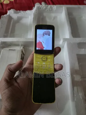 Nokia 8110 Yellow