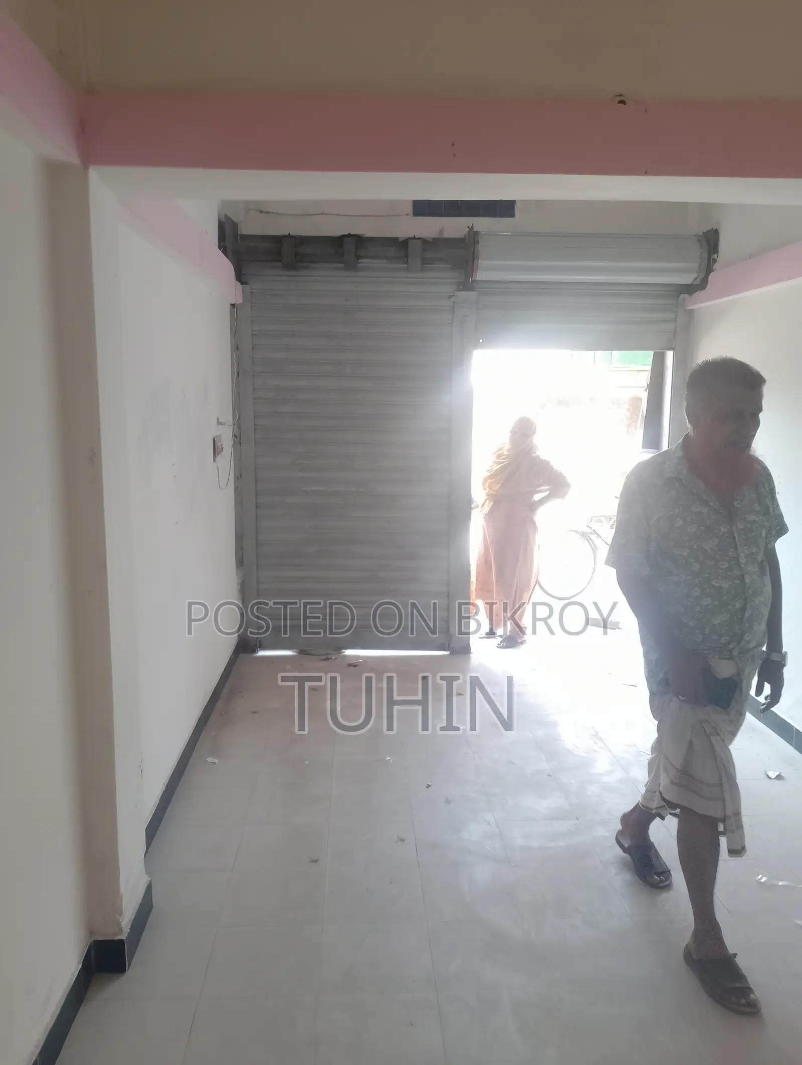 Shop for rent