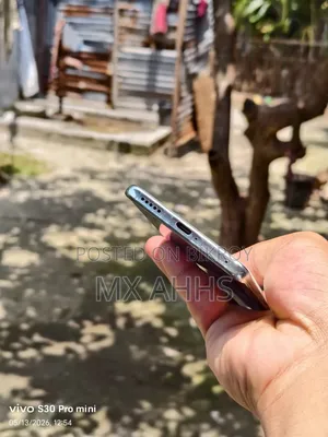 iQOO Z9 128 GB Green