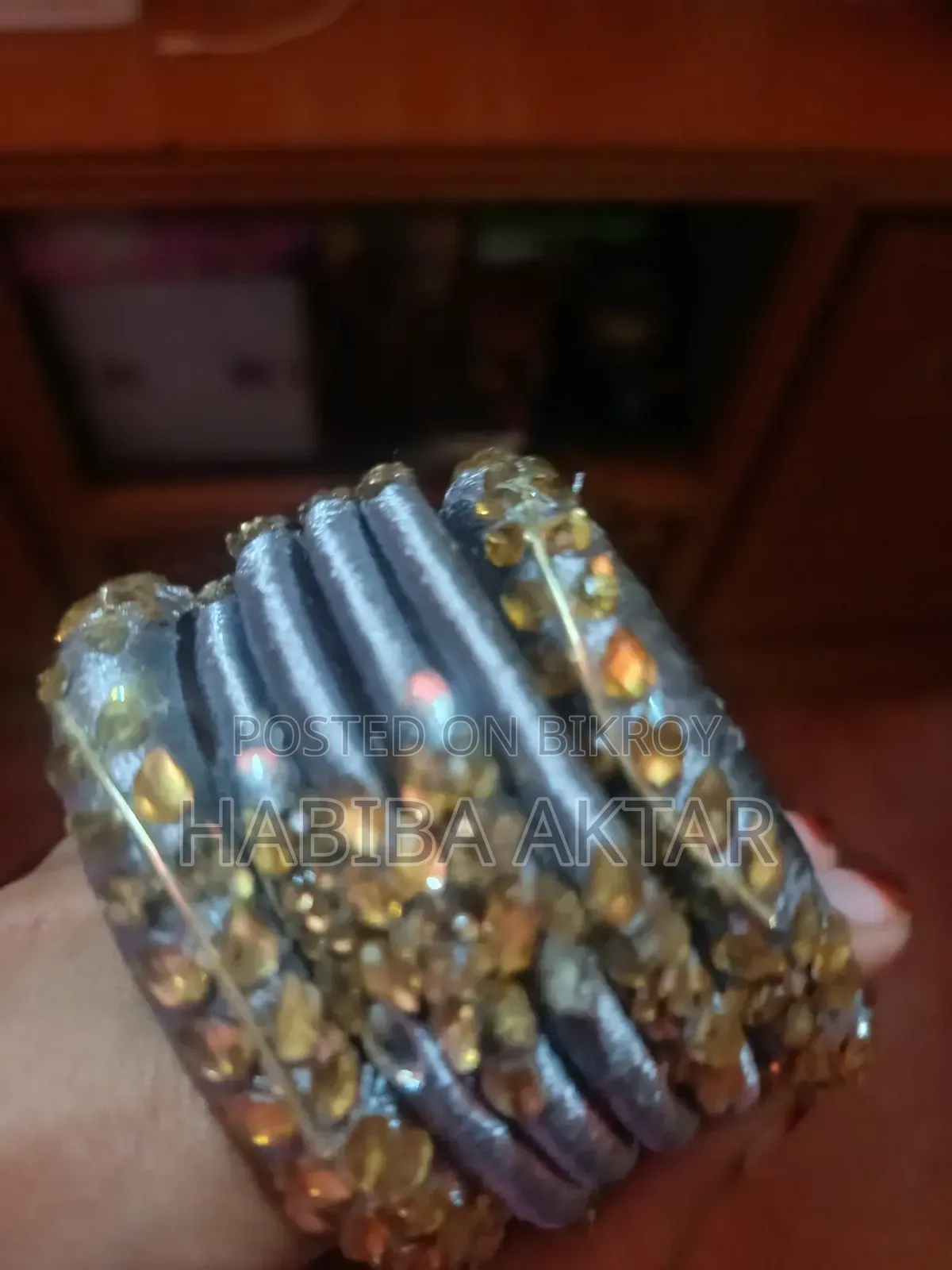 শখের চুড়ি ঘড়