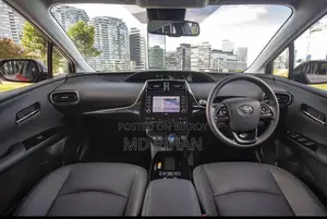 Toyota Prius XLE FWD 2019 Blue