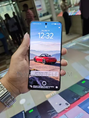 Vivo V50 ২৫৬ জিবি লাল