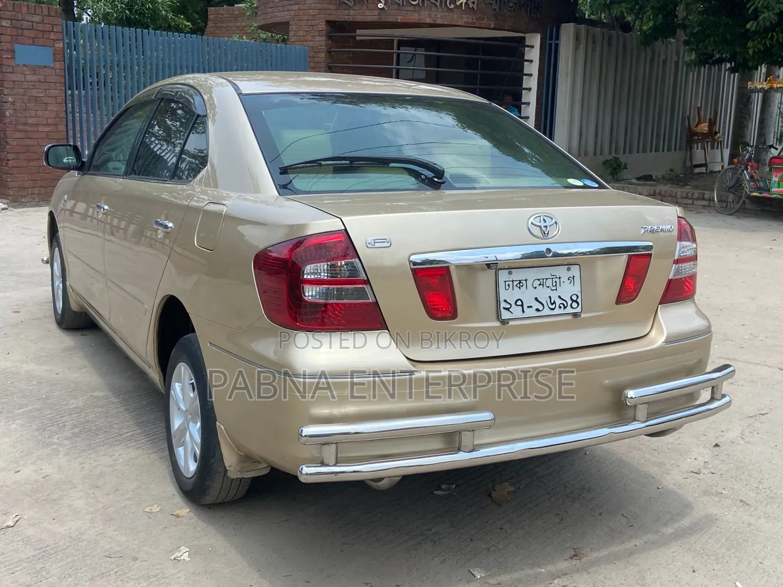 Toyota Premio 2006 Gold