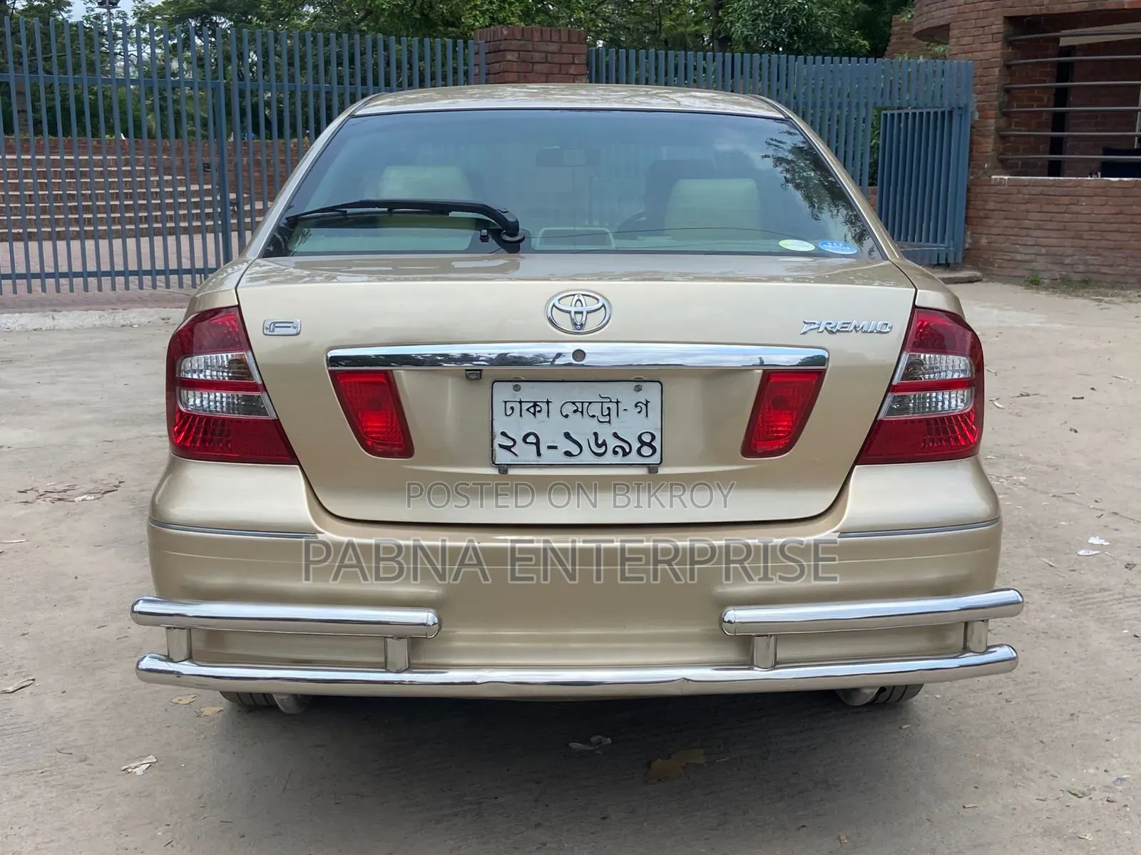 Toyota Premio 2006 Gold