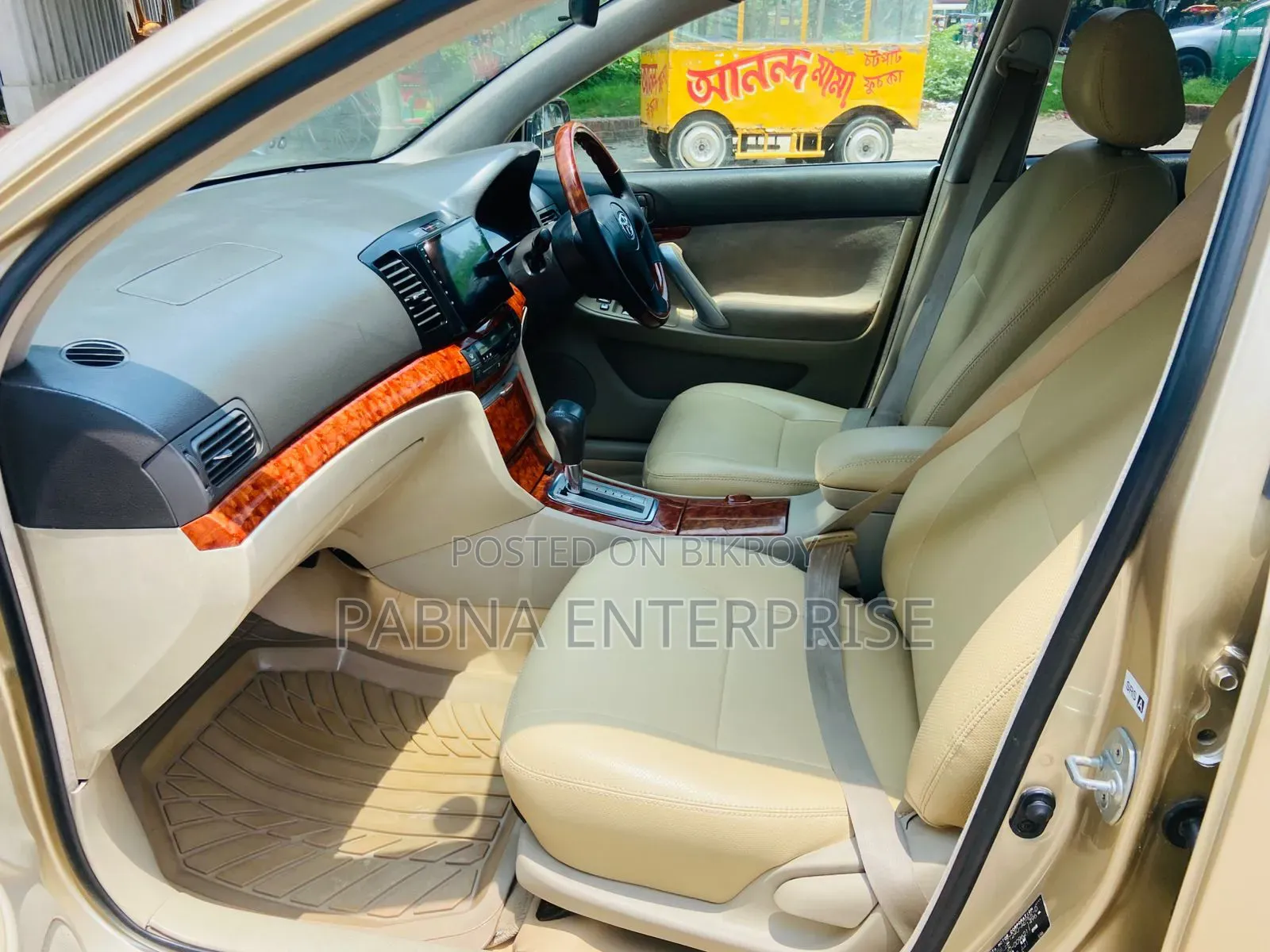 Toyota Premio 2006 Gold