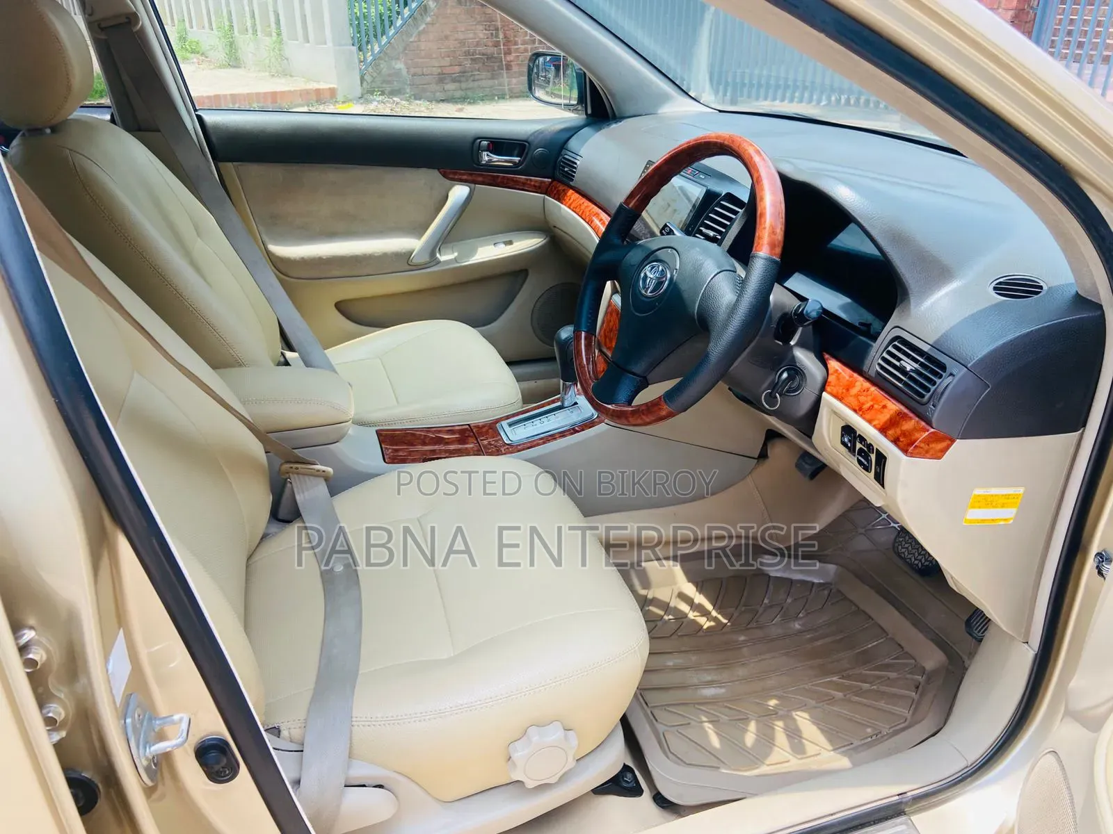 Toyota Premio 2006 Gold