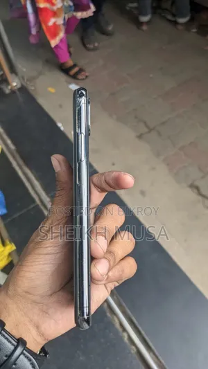 Apple iPhone X 64 GB Black