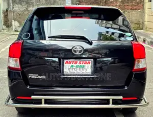 টয়োটা করোলা ফিল্ডার ২০১২ ব্ল্যাক
