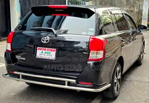 টয়োটা করোলা ফিল্ডার ২০১২ ব্ল্যাক