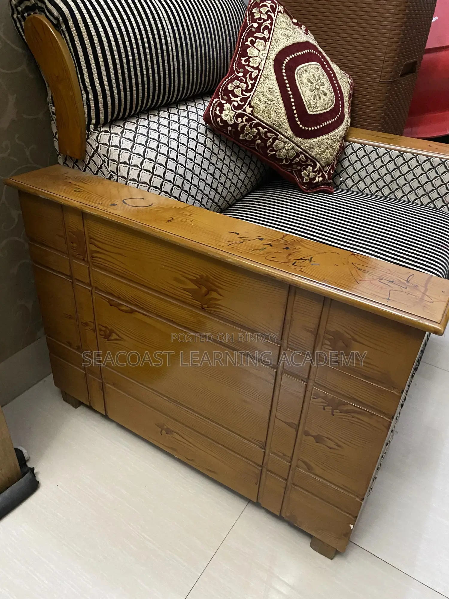 Sofa Set for Sale (2+2+1)