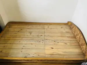 Semi-Double Bed + Mattress | No Issues