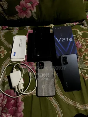 Vivo V21e 128 GB Blue