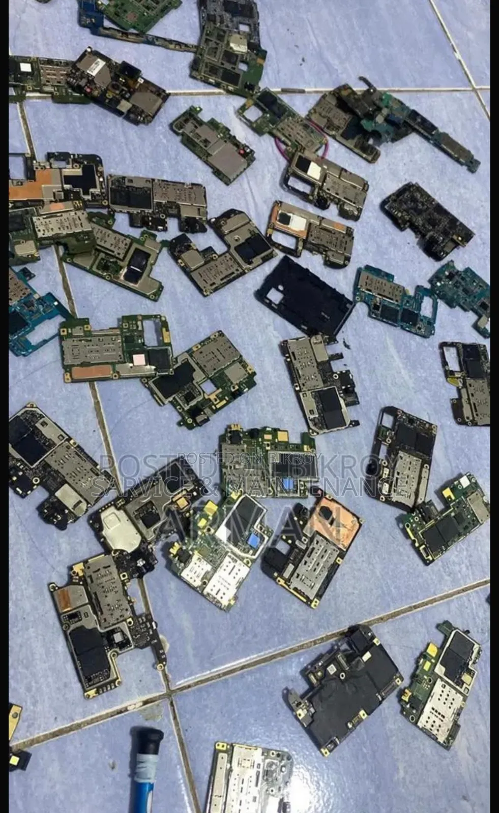 Broken Mobile or Motherboard Needed