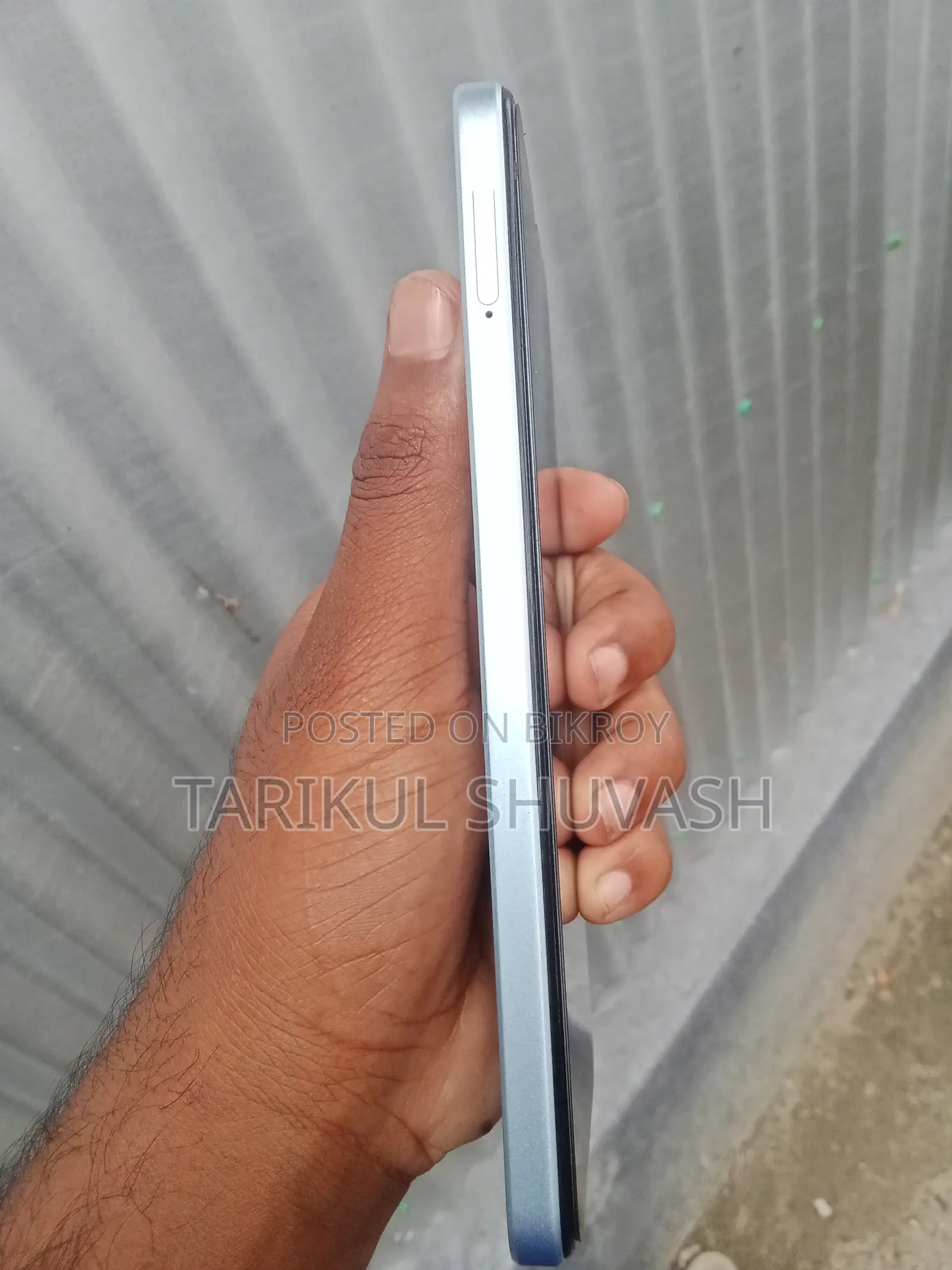 Oppo A18 128 GB Blue