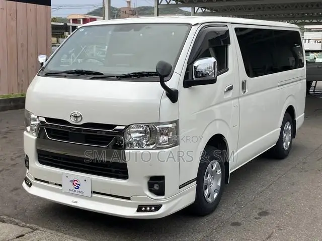 Toyota HiAce 2022 Pearl