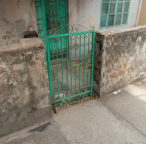 মিরপুরে ৪ বেডরুমের বাড়ি বিক্রয় হবে
