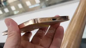 Vivo V23 5G 128 GB Gold