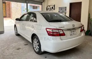 টয়োটা প্রিমিয়ো ১.৫ ফ্রন্ট-হুইল ড্রাইভ ২০১৪ পার্ল