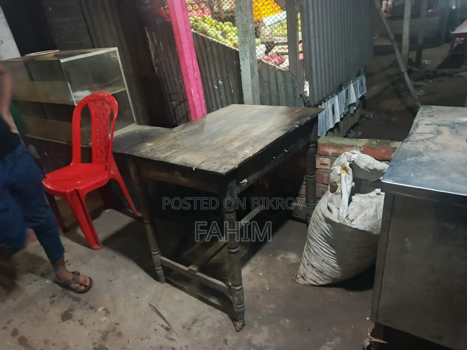 Cook needed for hotel